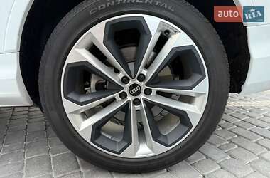 Внедорожник / Кроссовер Audi Q7 2021 в 