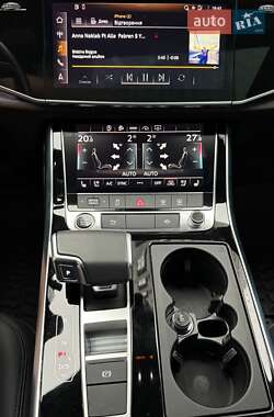 Внедорожник / Кроссовер Audi Q7 2021 в 