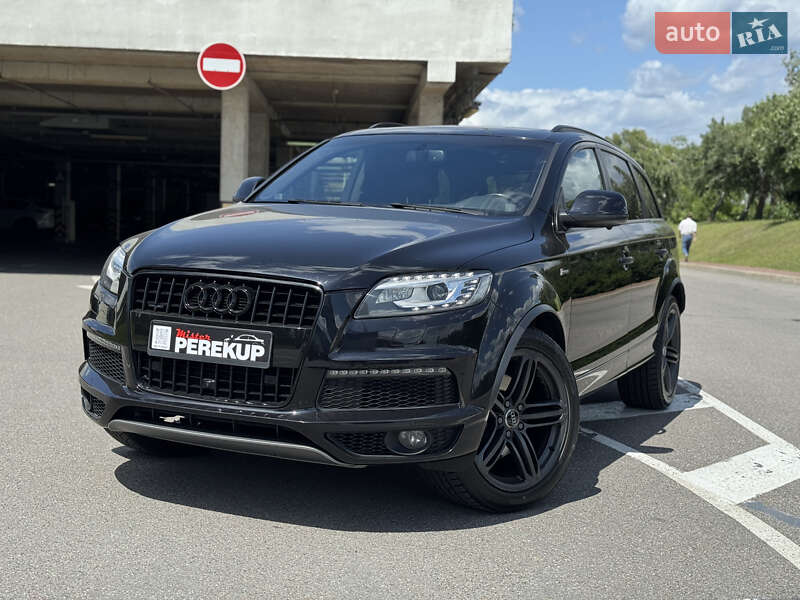 Внедорожник / Кроссовер Audi Q7 2015 в Киеве