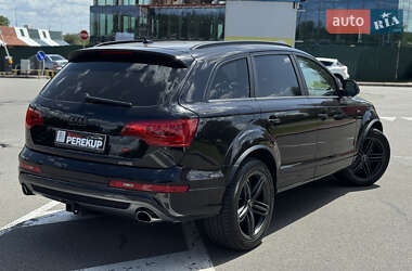 Внедорожник / Кроссовер Audi Q7 2015 в 