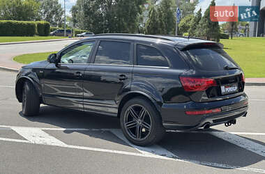 Внедорожник / Кроссовер Audi Q7 2015 в 