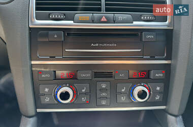 Внедорожник / Кроссовер Audi Q7 2015 в 