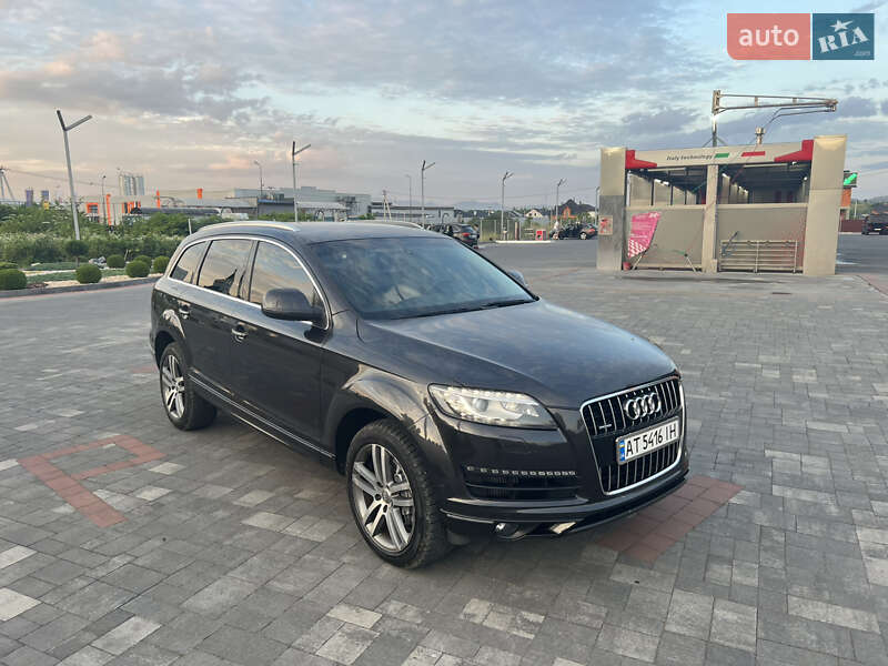 Позашляховик / Кросовер Audi Q7 2010 в Хусті