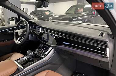 Позашляховик / Кросовер Audi Q7 2024 в 