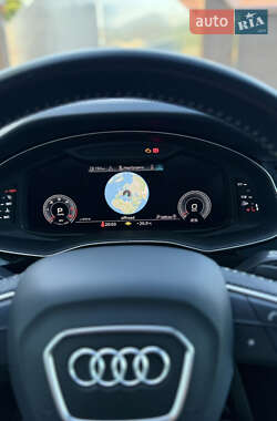 Внедорожник / Кроссовер Audi Q7 2020 в 