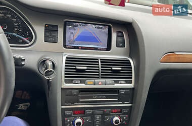 Внедорожник / Кроссовер Audi Q7 2012 в 
