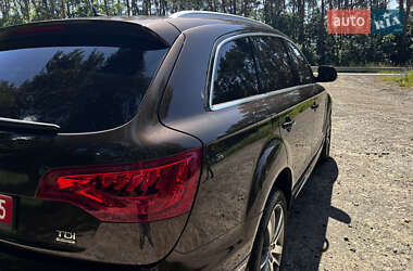 Позашляховик / Кросовер Audi Q7 2014 в 