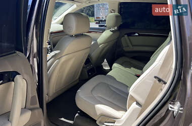 Позашляховик / Кросовер Audi Q7 2014 в 