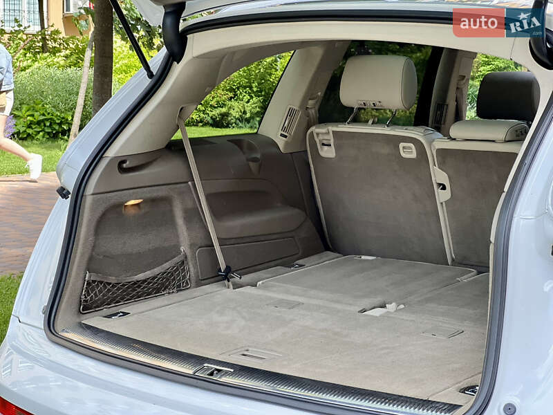 Внедорожник / Кроссовер Audi Q7 2011 в Киеве