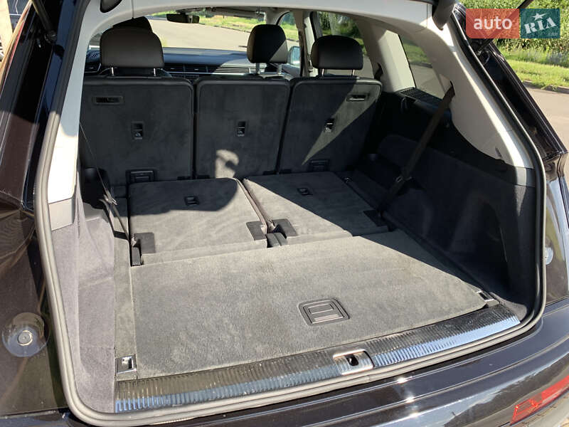 Позашляховик / Кросовер Audi Q7 2018 в Фастові