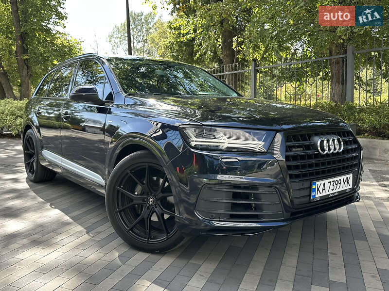 Audi Q7 2016