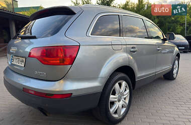 Внедорожник / Кроссовер Audi Q7 2006 в 