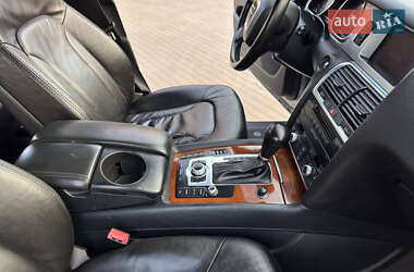 Внедорожник / Кроссовер Audi Q7 2006 в 