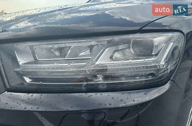 Внедорожник / Кроссовер Audi Q7 2016 в 
