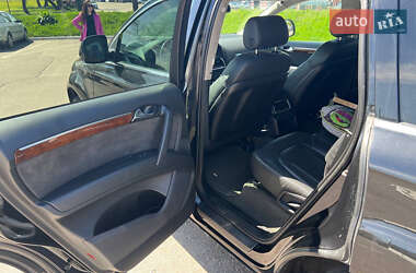Позашляховик / Кросовер Audi Q7 2007 в 