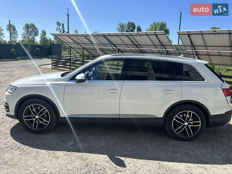 Внедорожник / Кроссовер Audi Q7 2015 в Подгайцах