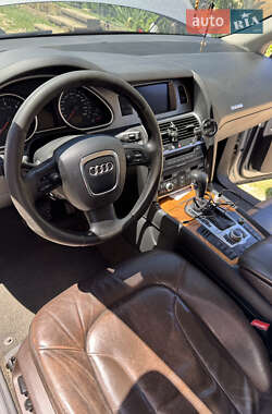Внедорожник / Кроссовер Audi Q7 2006 в 