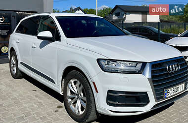 Внедорожник / Кроссовер Audi Q7 2019 в 