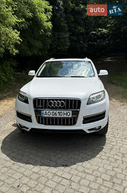 Внедорожник / Кроссовер Audi Q7 2012 в Хусте