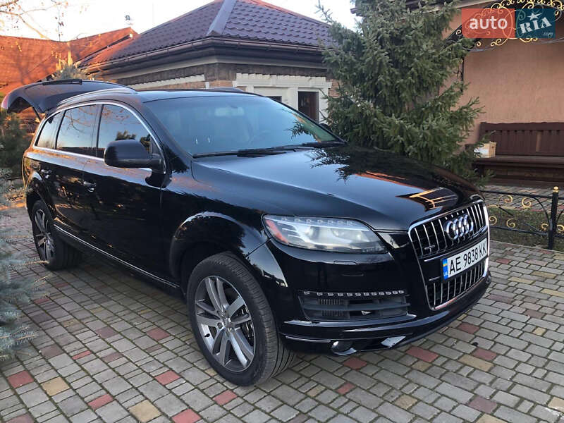 Внедорожник / Кроссовер Audi Q7 2014 в Кривом Роге