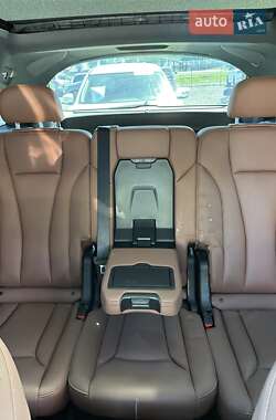 Внедорожник / Кроссовер Audi Q7 2021 в 