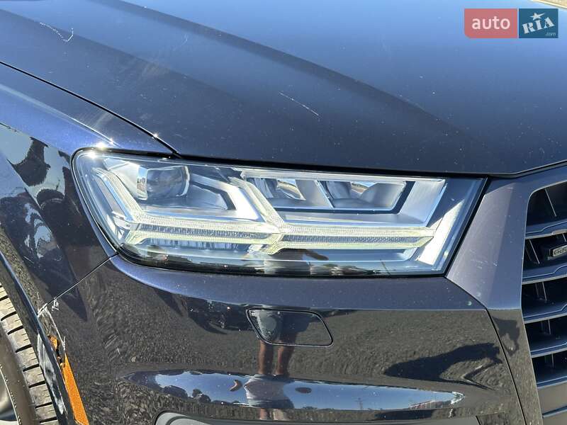 Внедорожник / Кроссовер Audi Q7 2017 в Луцке