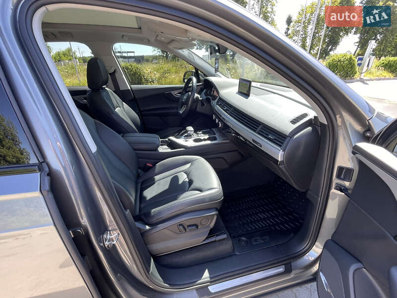 Внедорожник / Кроссовер Audi Q7 2018 в Виннице