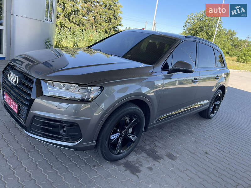 Внедорожник / Кроссовер Audi Q7 2018 в Виннице