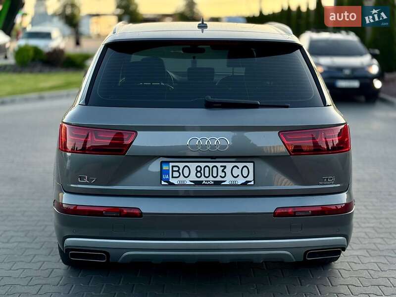 Позашляховик / Кросовер Audi Q7 2016 в Тернополі