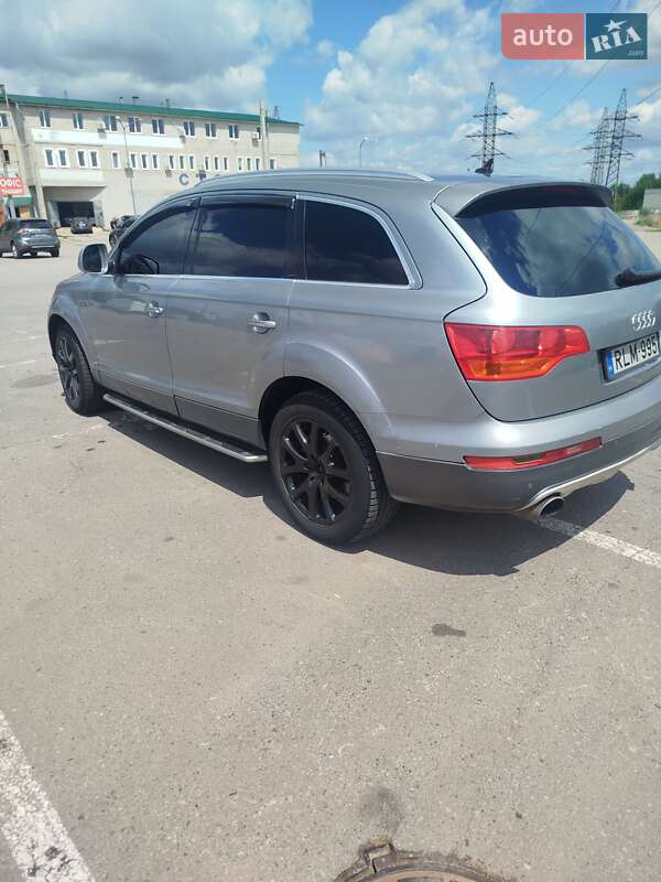 Внедорожник / Кроссовер Audi Q7 2007 в Харькове
