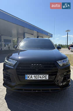 Позашляховик / Кросовер Audi Q7 2018 в Києві
