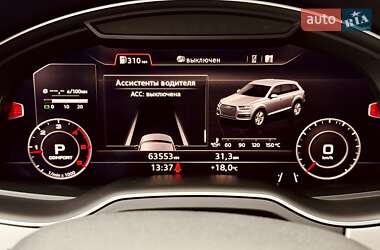 Внедорожник / Кроссовер Audi Q7 2016 в 