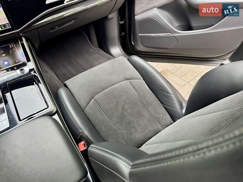 Внедорожник / Кроссовер Audi Q7 2021 в Днепре