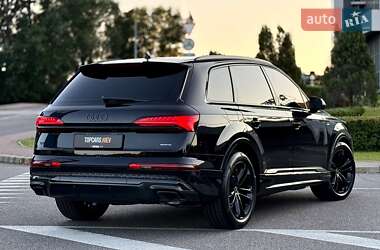 Внедорожник / Кроссовер Audi Q7 2025 в 