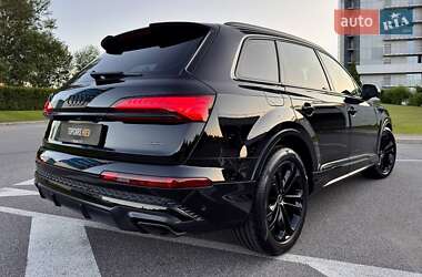 Внедорожник / Кроссовер Audi Q7 2025 в 