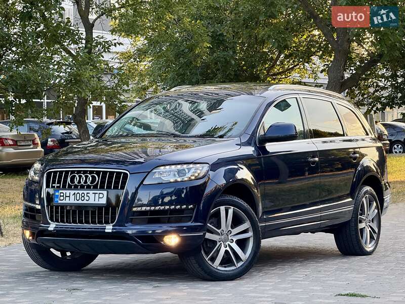 Внедорожник / Кроссовер Audi Q7 2012 в Одессе