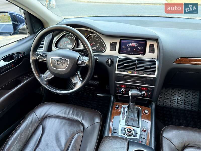 Внедорожник / Кроссовер Audi Q7 2012 в Одессе