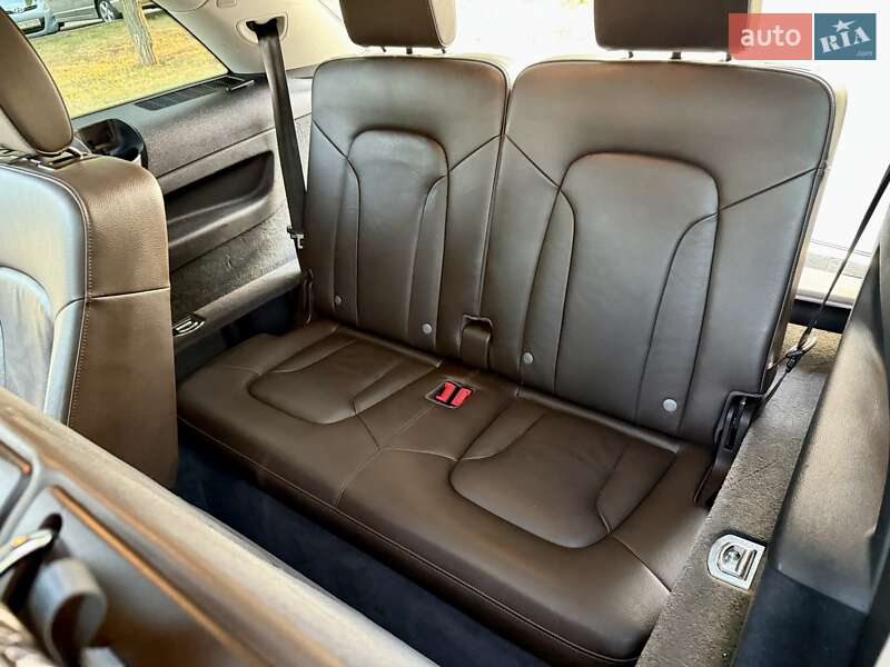 Внедорожник / Кроссовер Audi Q7 2012 в Одессе