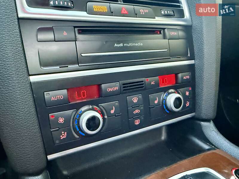 Внедорожник / Кроссовер Audi Q7 2012 в Одессе