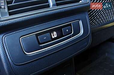 Внедорожник / Кроссовер Audi Q7 2016 в 