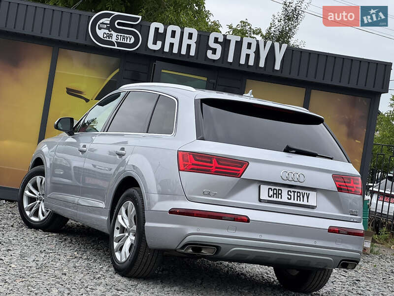Внедорожник / Кроссовер Audi Q7 2017 в Стрые