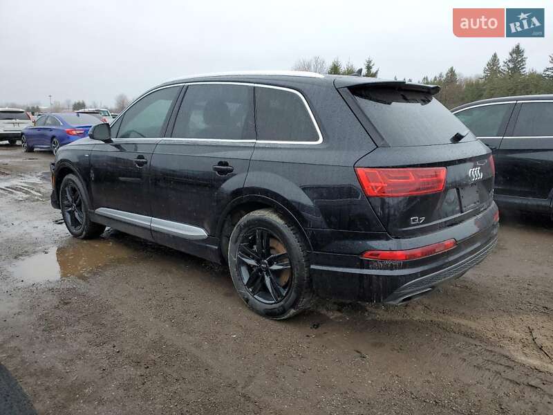 Позашляховик / Кросовер Audi Q7 2018 в Львові