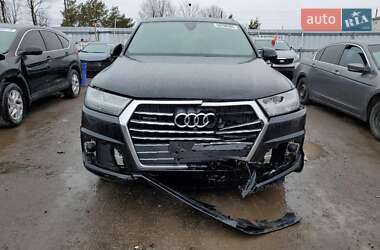 Внедорожник / Кроссовер Audi Q7 2018 в 