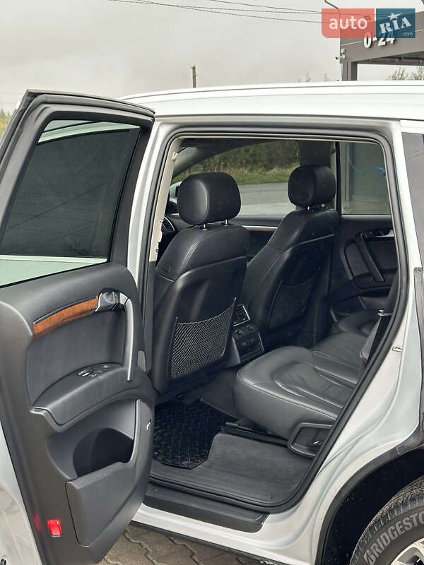 Позашляховик / Кросовер Audi Q7 2014 в Львові
