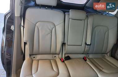 Внедорожник / Кроссовер Audi Q7 2014 в 
