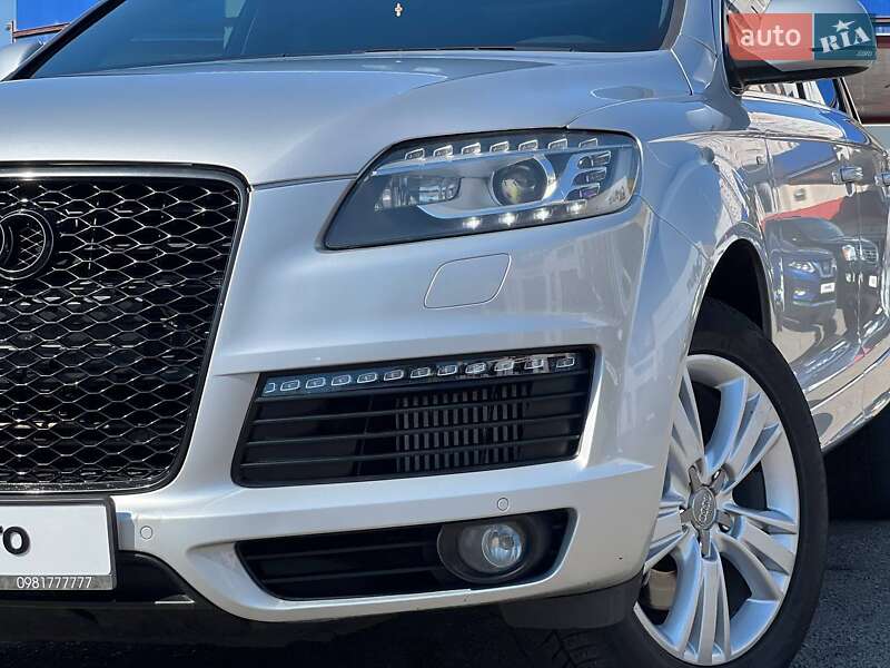 Внедорожник / Кроссовер Audi Q7 2009 в Одессе