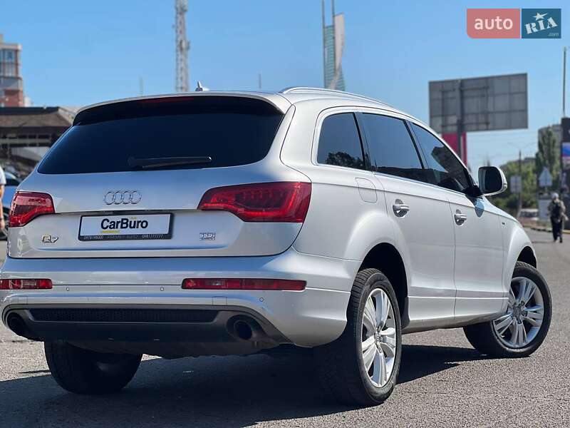 Внедорожник / Кроссовер Audi Q7 2009 в Одессе