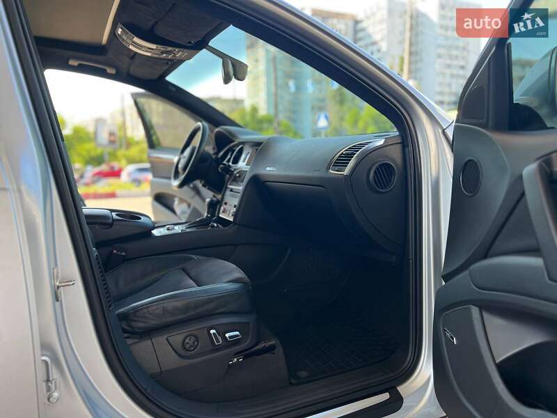 Внедорожник / Кроссовер Audi Q7 2009 в Одессе