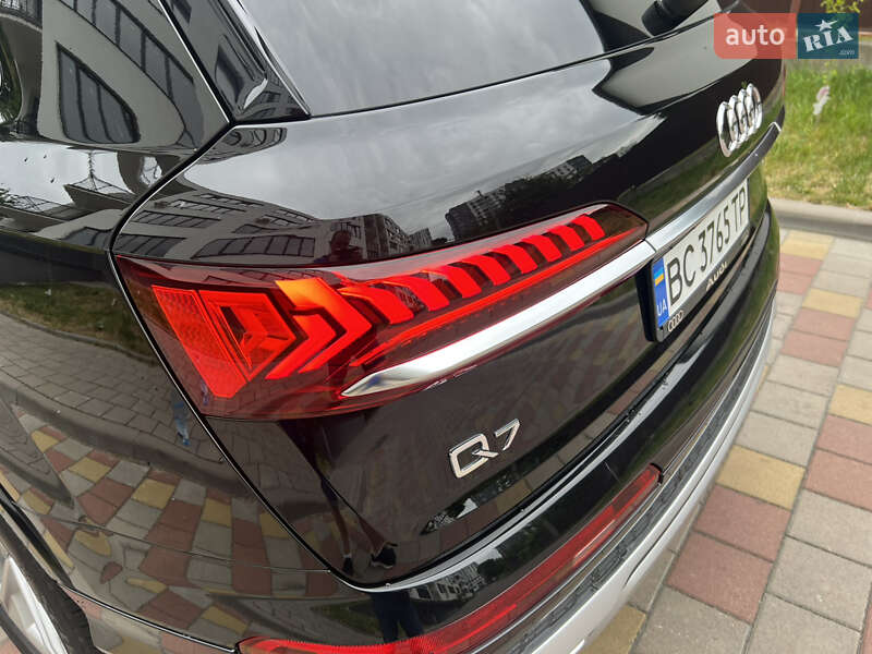 Внедорожник / Кроссовер Audi Q7 2019 в Львове