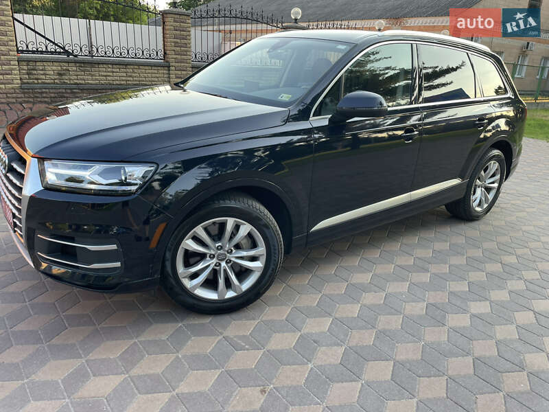 Внедорожник / Кроссовер Audi Q7 2016 в Лубнах